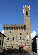 .Palazzo dei Vicari  2JPG