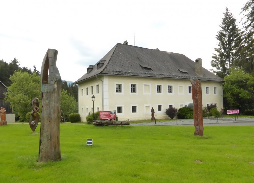 Schloss Albeck + Österreichs größter Holzskulpturenpark (4)