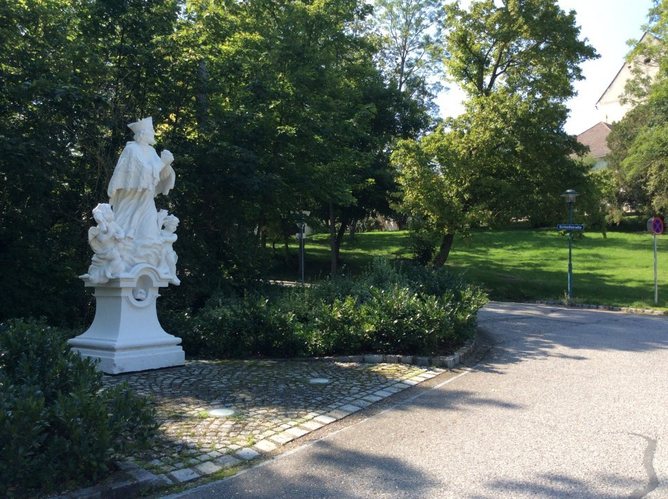 Staatz < Nepomuk
