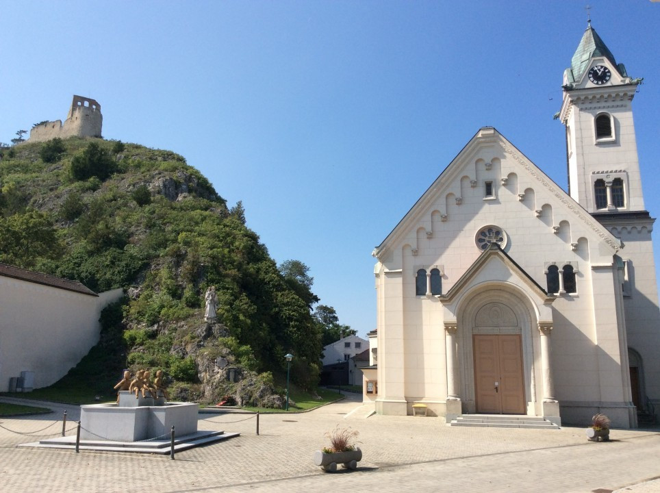 Staatz < Nepomuk
