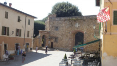 San Quirico (80)Stadtmauer