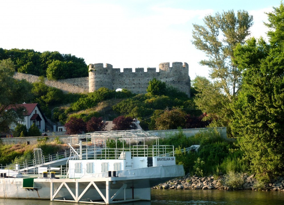Bratislava - Burg Theben
