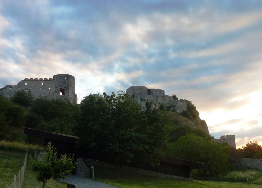Bratislava - Burg Theben