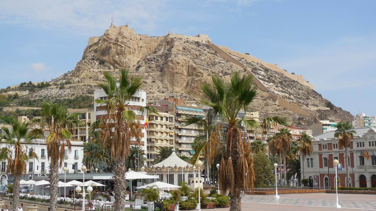 Alicante_Burg_01