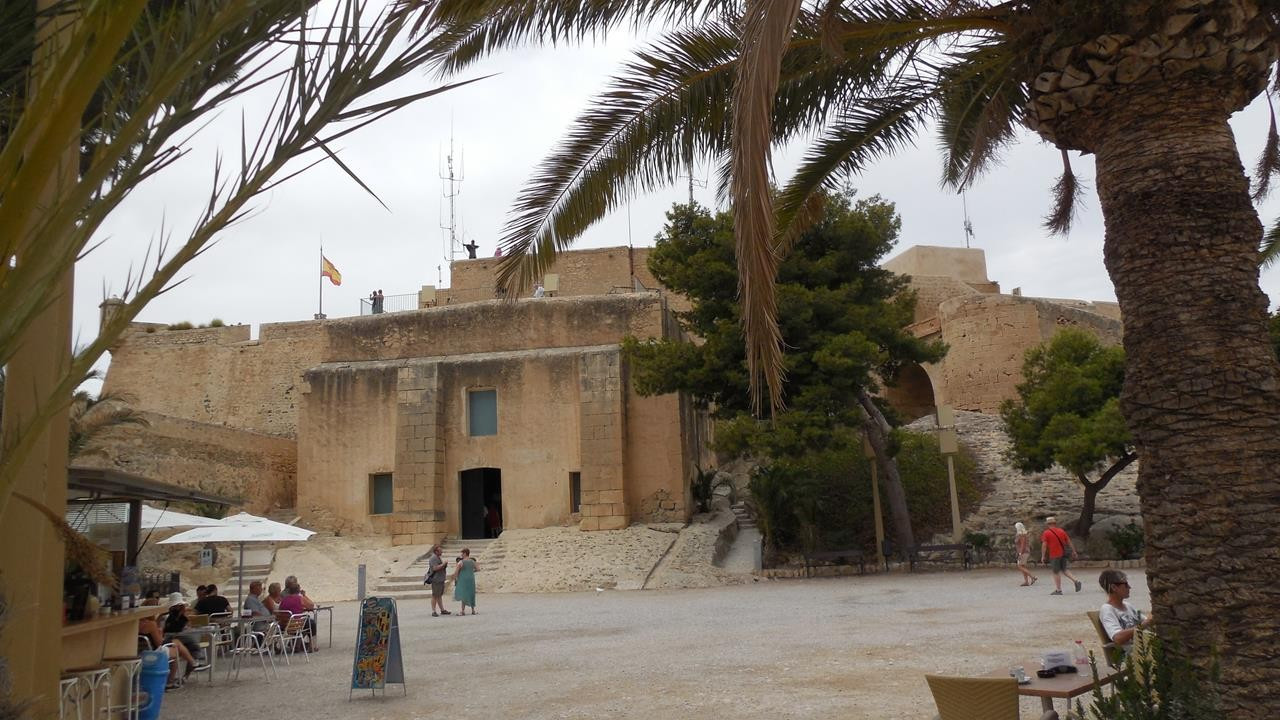 Alicante_Burg_03