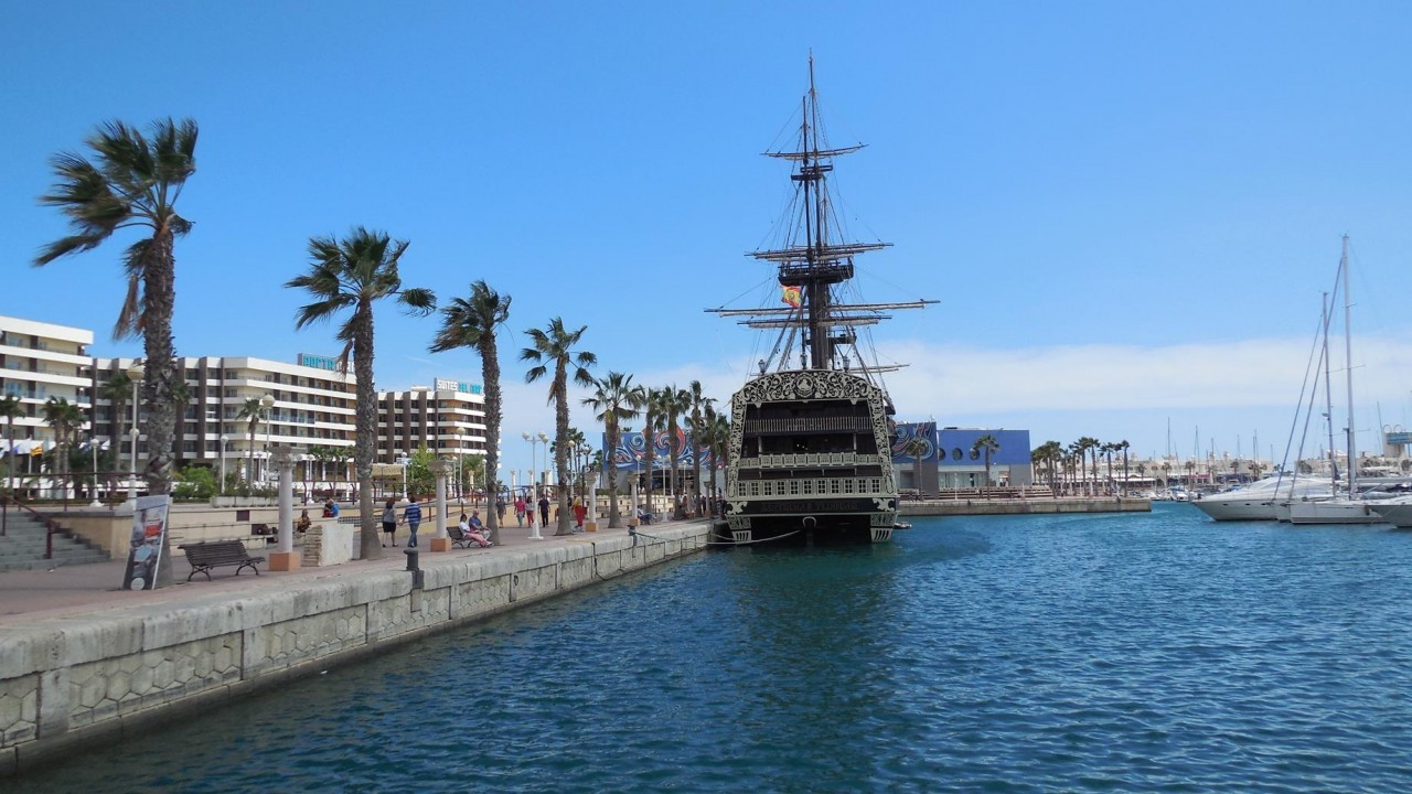 Alicante_Hafen_13