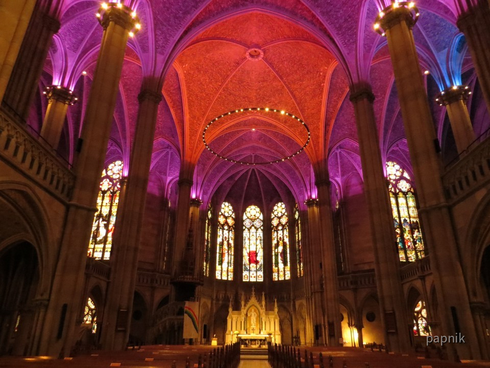 Altarraum Gedächtniskirche Speyer