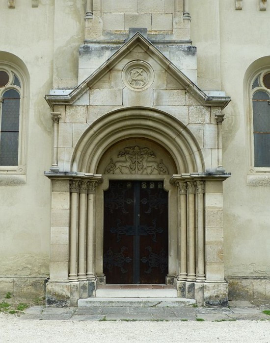 Alcsút, Schloss, Kapelle, Zugang vom Innenhof