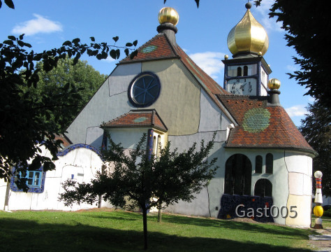 Hundertwasserkirche