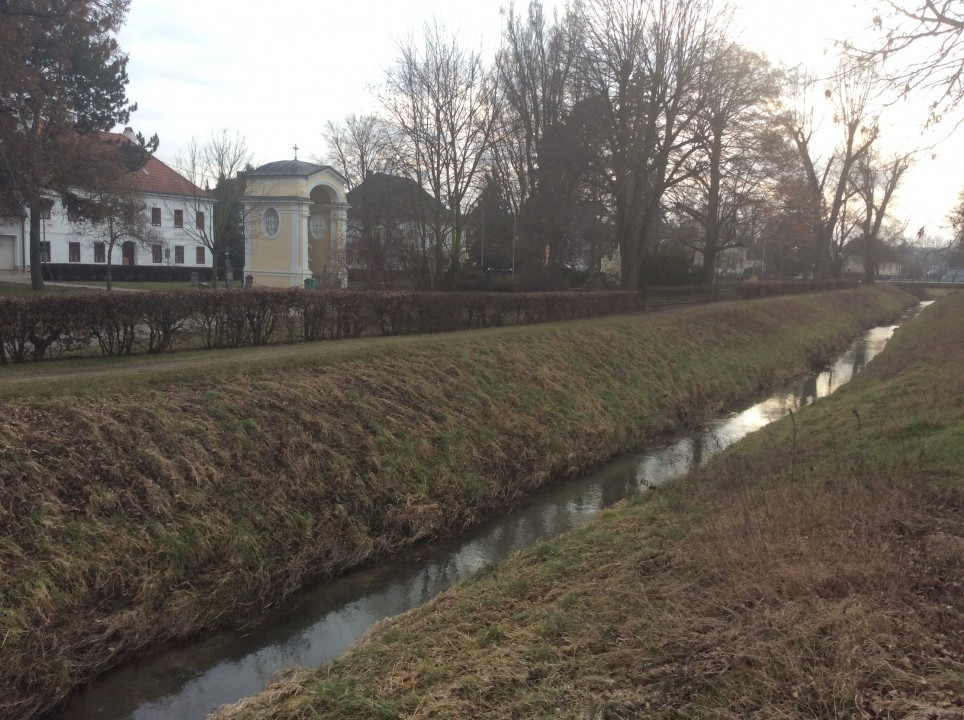 Ladendorf < Nepomuk