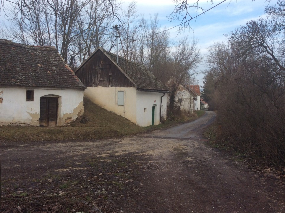 Ladendorf < Nepomuk