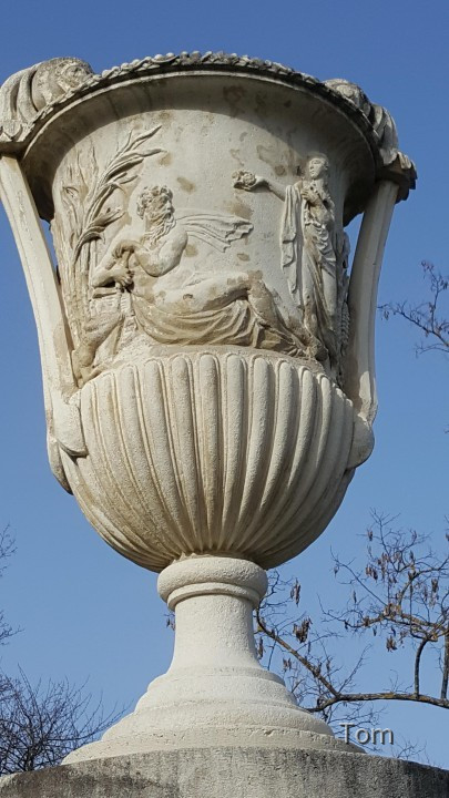 Zauner Vasen > Schlosspark Bad Vöslau