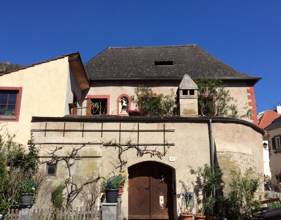 Dürnstein < Nepomuk