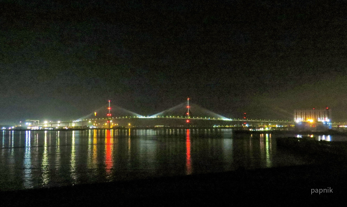 Cadiz bei Nacht
