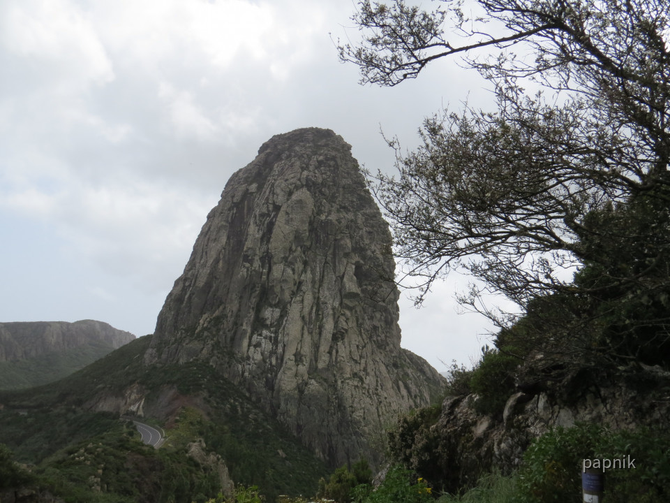 Agando Felsen