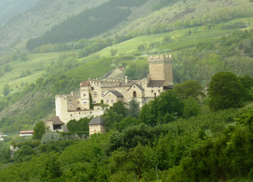 Burgeis Churburg im Saharastaub (2)