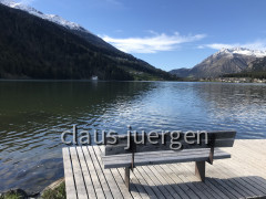 2E491F1B-6255-426F-B082-E5576AC56E59