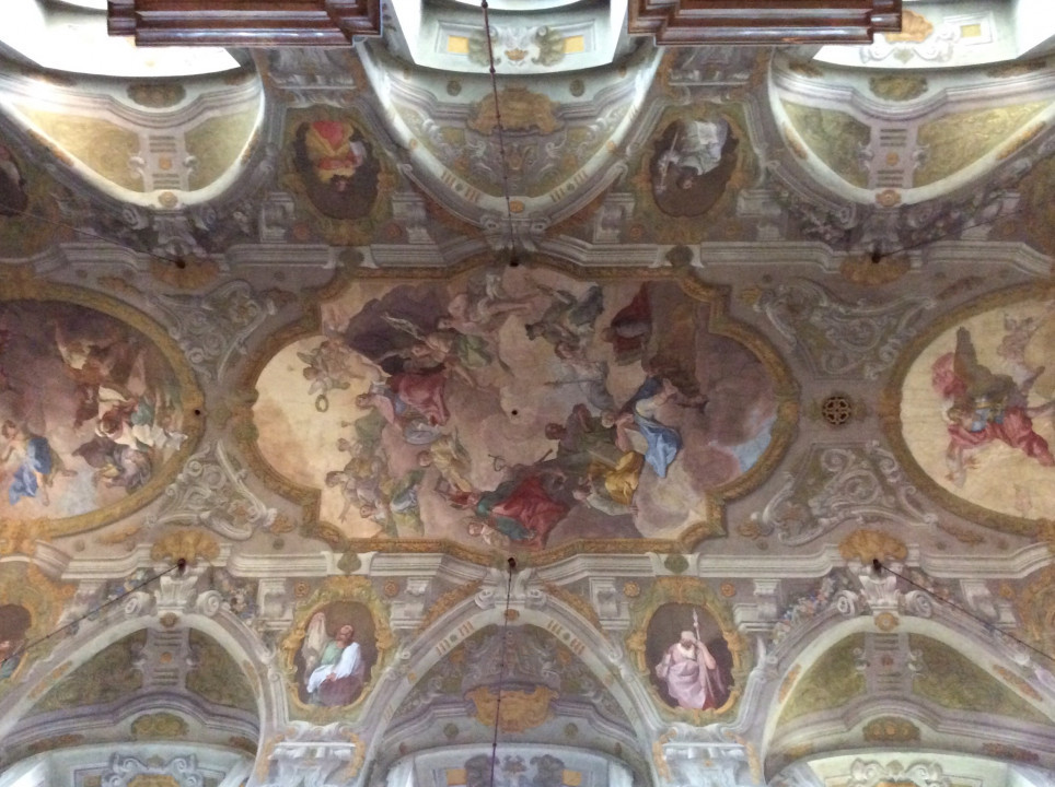 St. Pölten Dom < Nepomuk