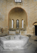 Grado Baptisterium Taufbecken