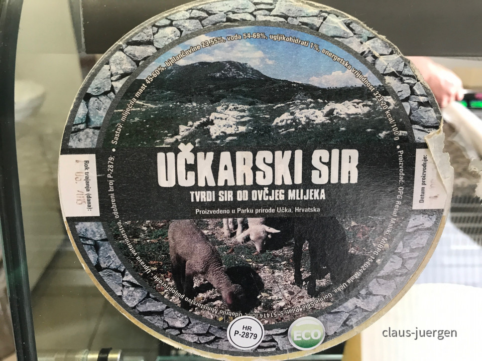 9E013D35-C23F-4AF0-8FC6-62DB0D1EDDD4