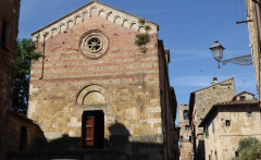 Colle di Val d'ElsaChiesa di Santa Maria Canonica76)a