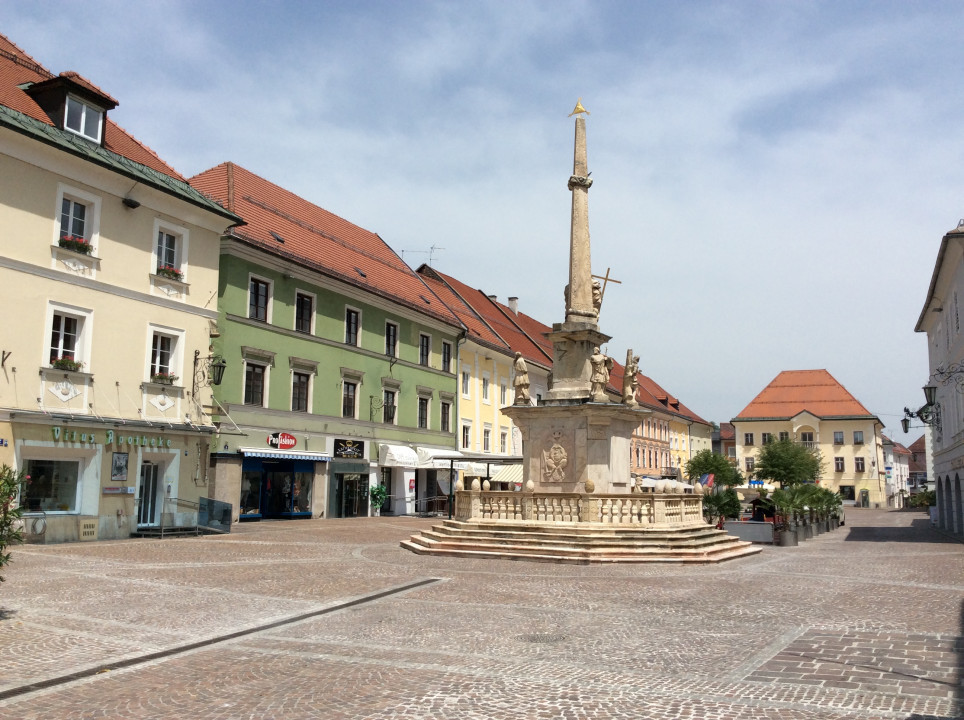 St. Veit an der Glan < Nepomuk