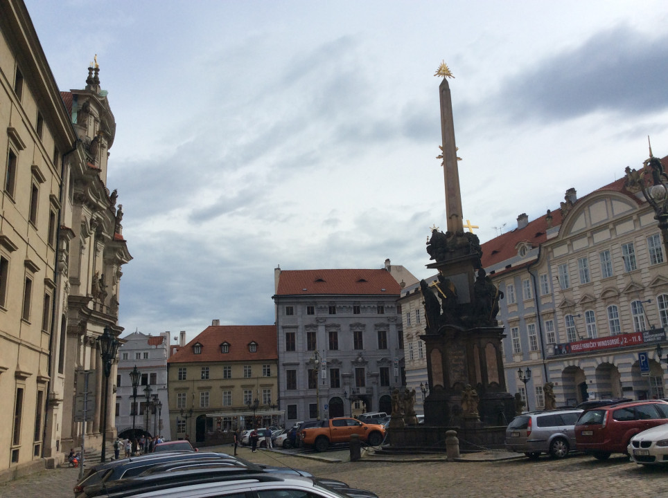 Prag Kleinseite < Nepomuk