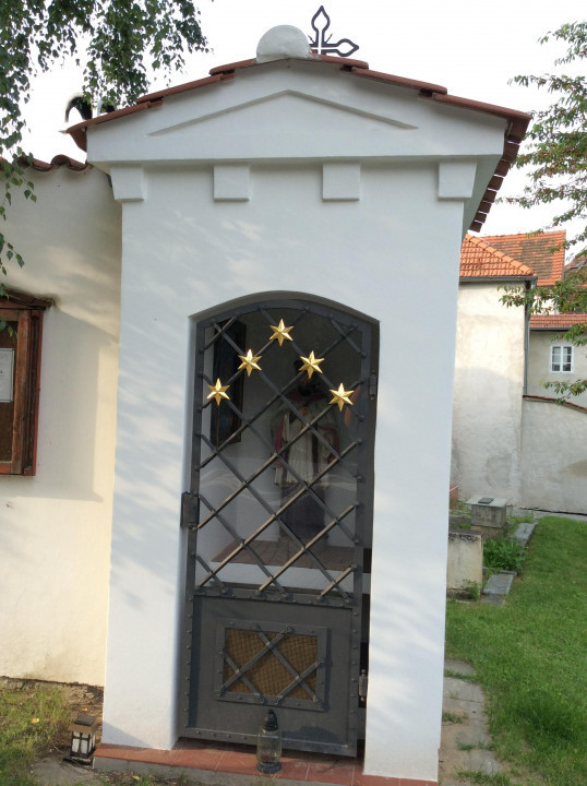 Týn nad Vltavou < Nepomuk