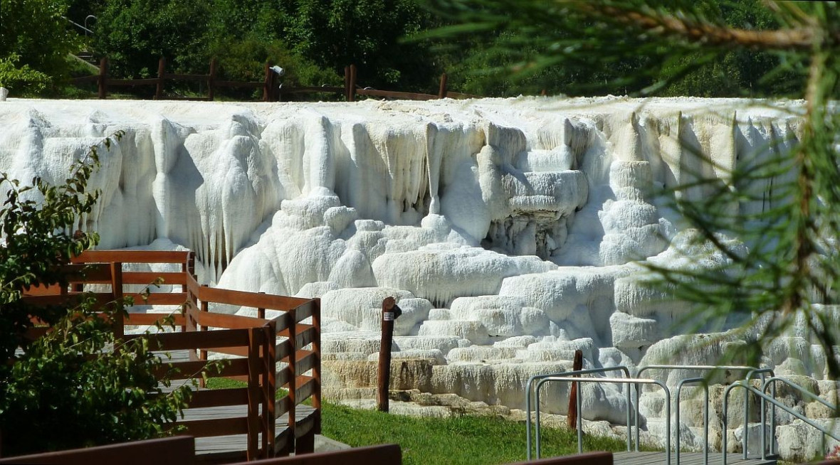 Egerszalók, Thermal- und Erlebnisbad, Salzberg