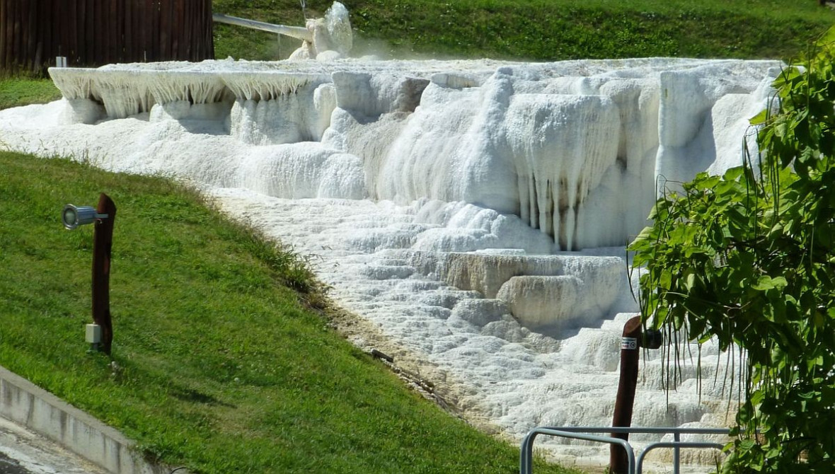 Egerszalók, Thermal- und Erlebnisbad, Salzberg