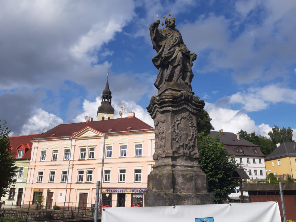 Chřibská < Nepomuk