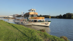 Donauschiff r