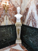 Wien, Hotel Sacher, Marmorsaal, Elisabethbüste1