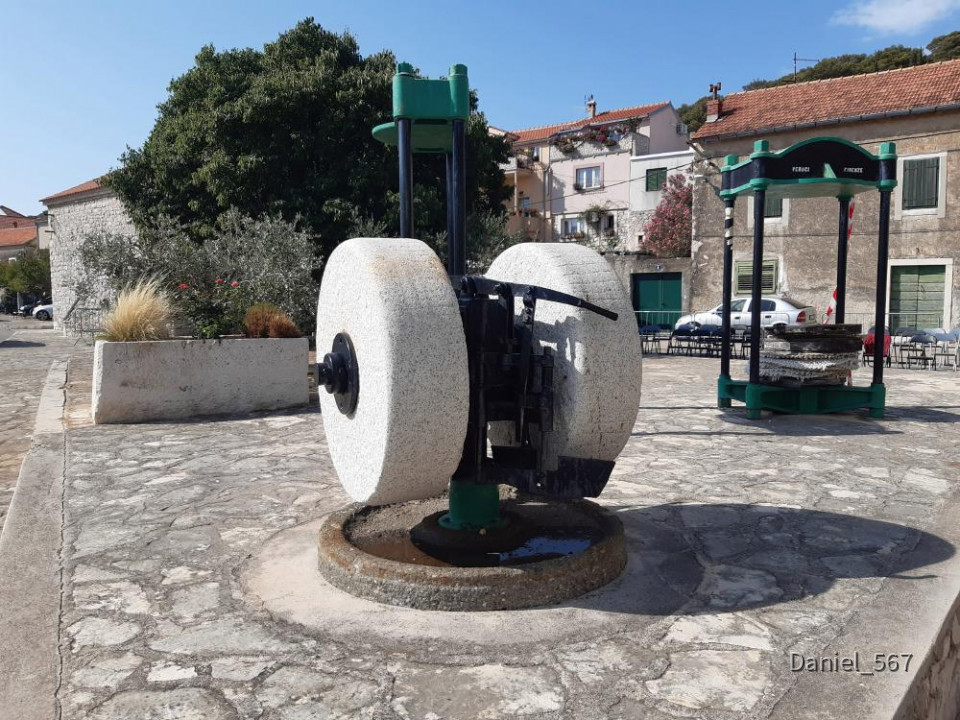 04_Tisno