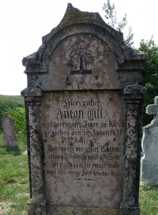 Máriahalom - Kirva, alter Friedhof, Grabstein