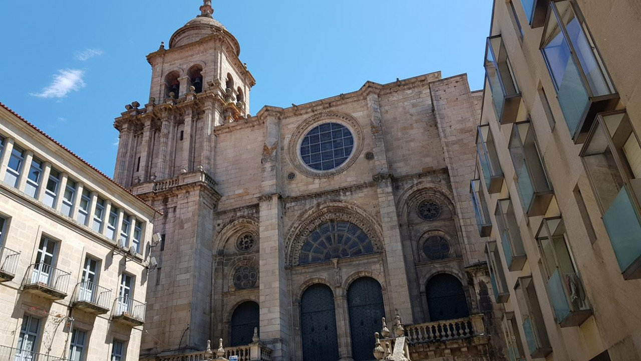 Ourense  26