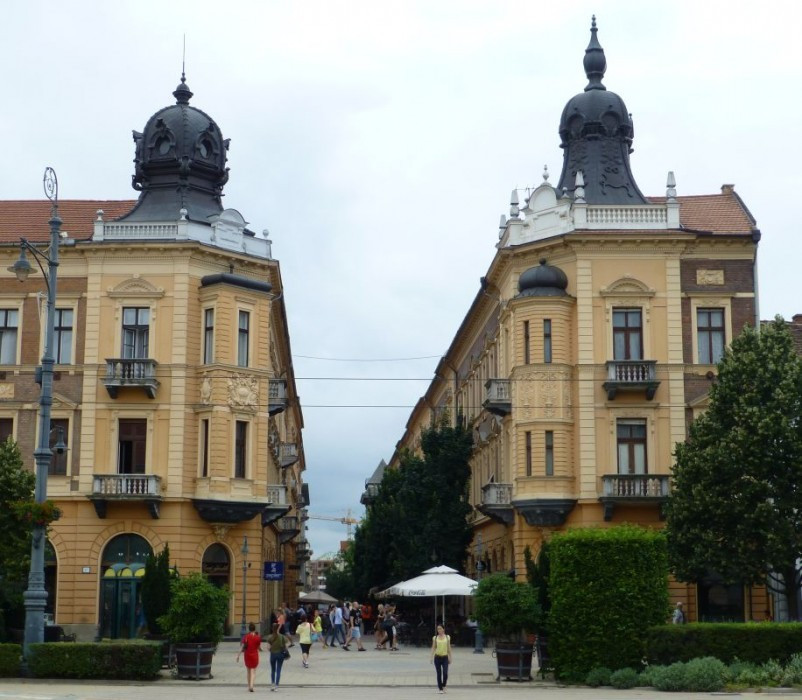 Debrecen > Eckhäuser