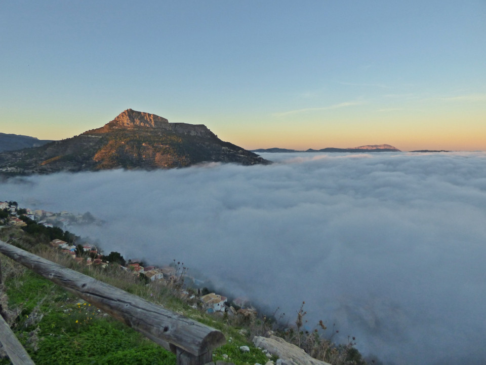 Nebel an der Küste