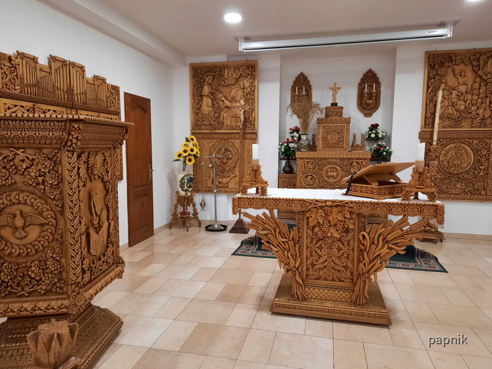 Eine Kapelle in der Felsenkirche