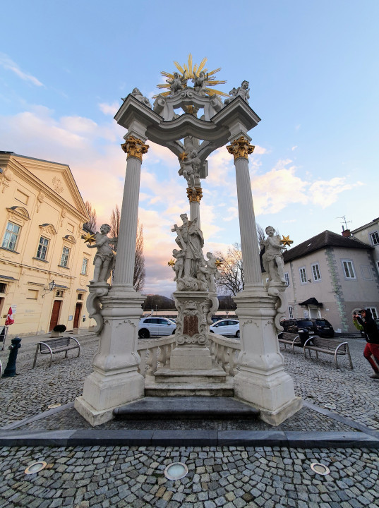 Krems-Stein an der Donau > Nepomuk