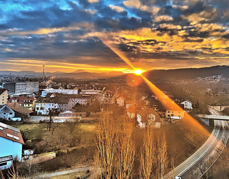 Sonnenaufgang am Rhein