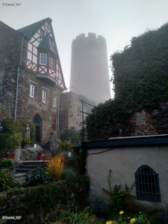 1866  Burg Thurant_03