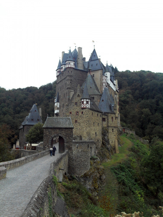 1866 Burg Eltz 2016