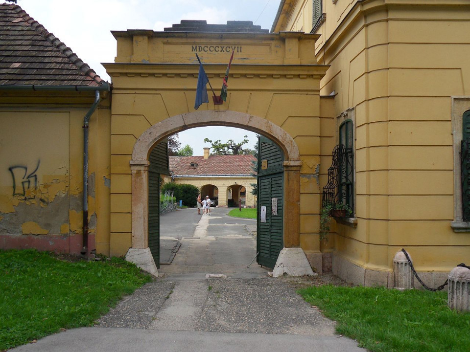 Tata Schloss Esterházy2
