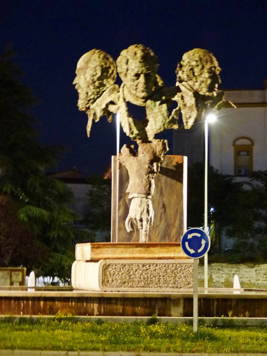 Bronze-Skulptur Los Tres Poetas