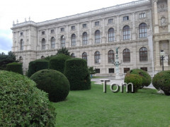 NHM Hinteransicht