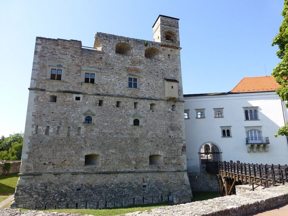 Sárospatak > roter Turm