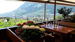 Kaffee Kanrad Algunder Waalweg Terrasse mit Aussicht