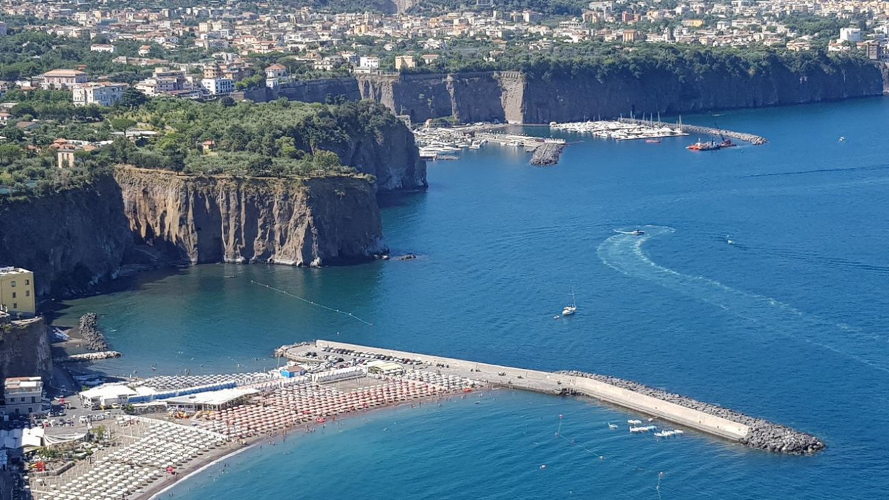 19 Sorrento
