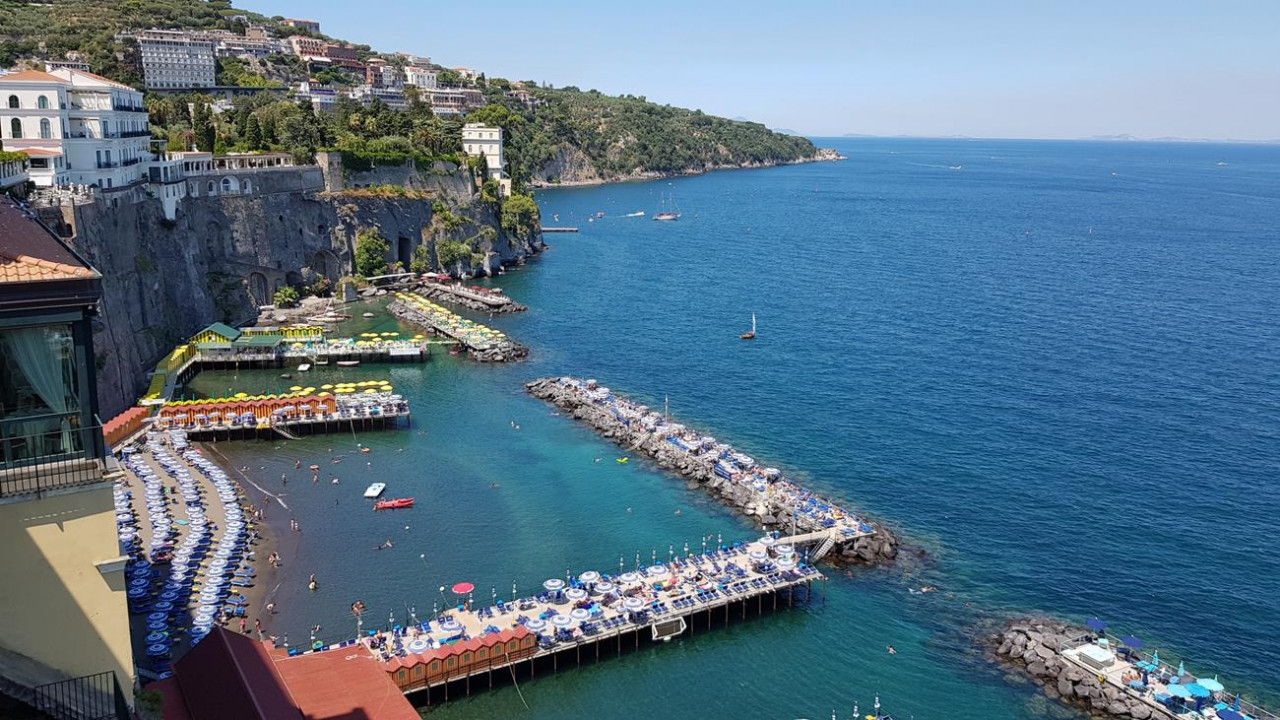 20 Sorrento